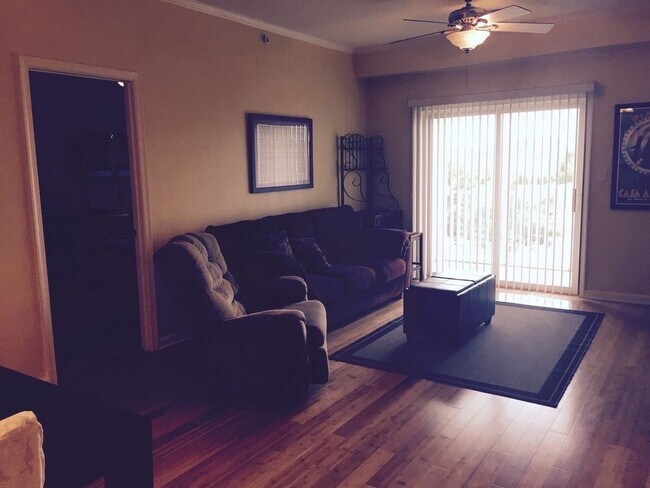 Building Photo - Milwaukee, WI