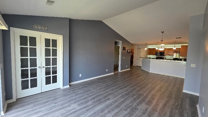 Building Photo - 2393 Arcadia Dr