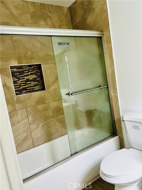 Building Photo - 1309 W 62nd St