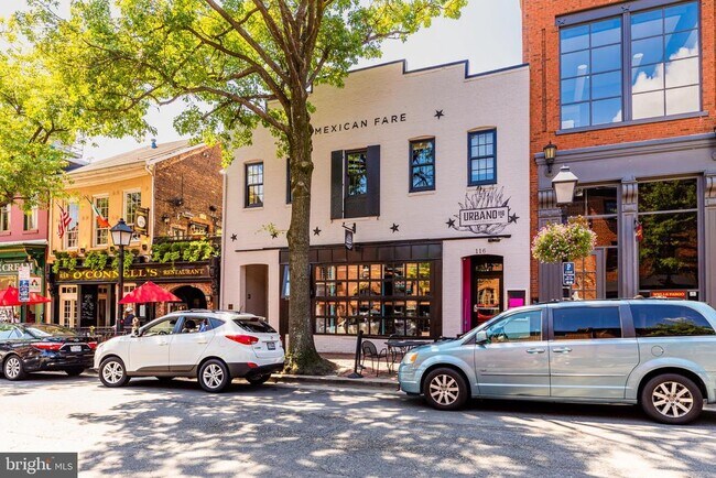 Building Photo - 705 Lyles Ln