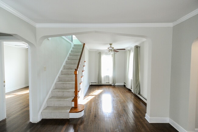 Building Photo - 6828 97th St