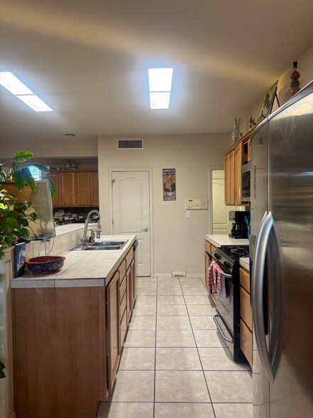 Building Photo - 13582 Emerald Coast Ln