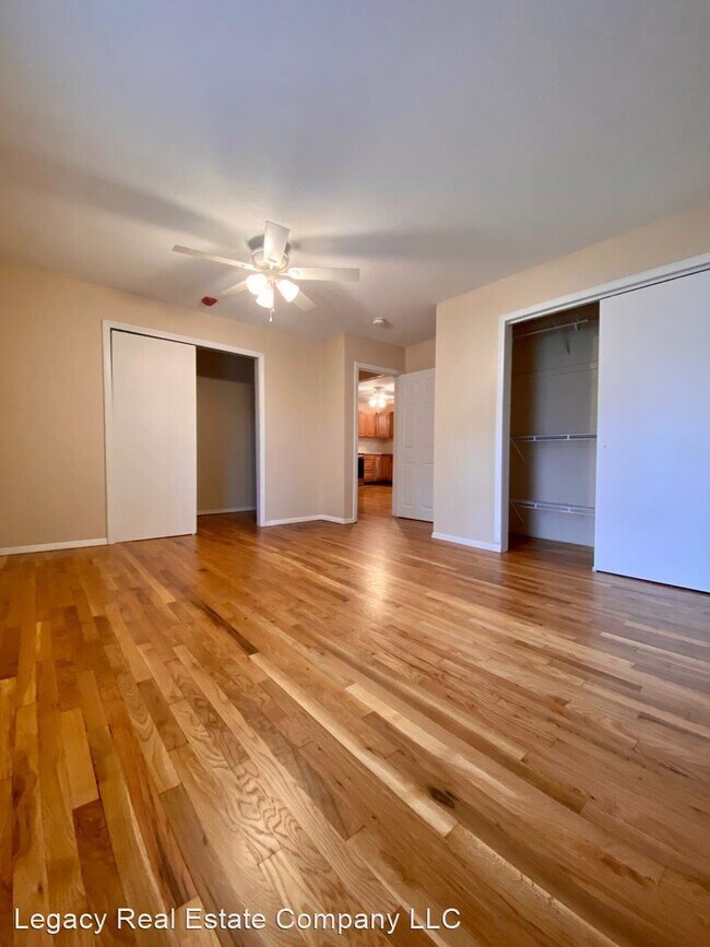 Building Photo - 2 br, 1 bath House - 380 Sunset #10