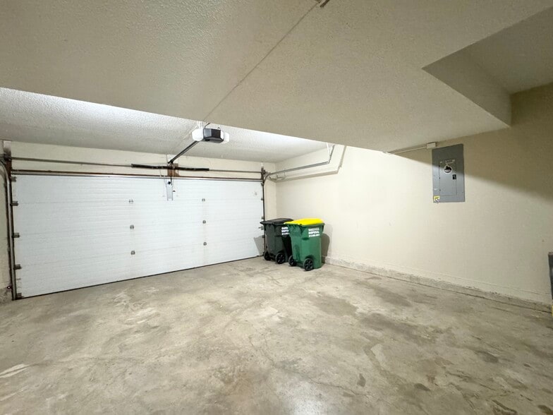 Building Photo - 14709 Goodman St
