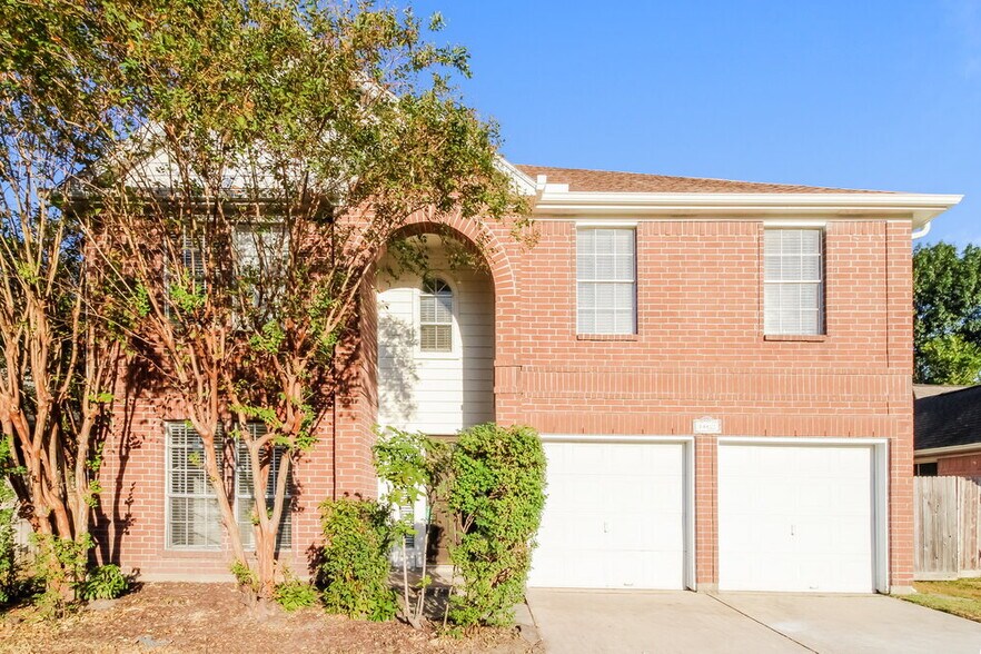 Primary Photo - 14422 Cypress Valley Dr