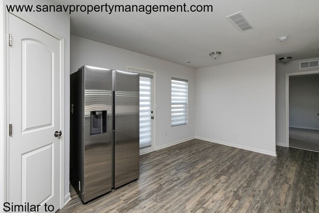 Building Photo - Stunning 4-Bedroom Home in Prime Norwalk Location with Open-Concept Living with fenced backyard