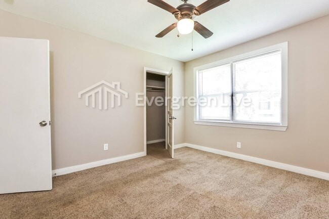 Building Photo - 5112 W 30th St