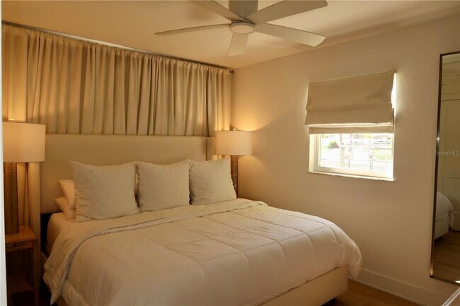 Building Photo - 9484 Treasure Ln NE