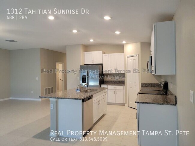 Building Photo - 1312 Tahitian Sunrise Dr