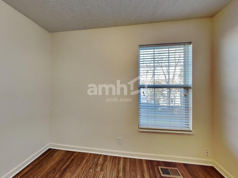 Building Photo - 4309 Chesney Glen Dr