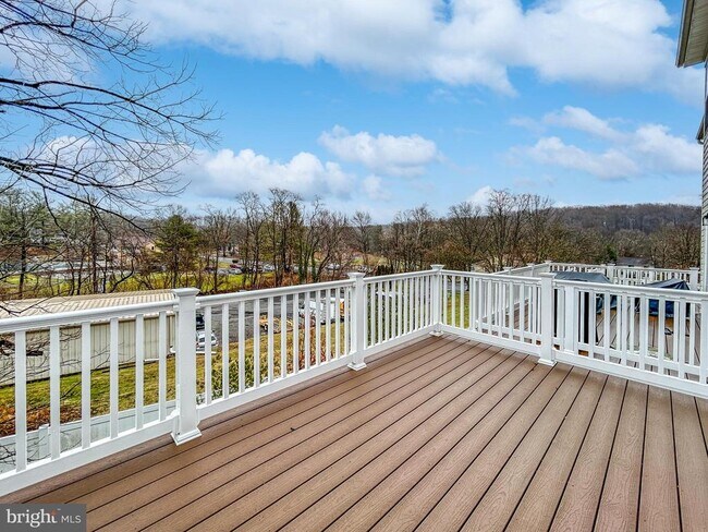 Building Photo - 12745 Longford Glen Dr