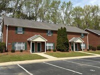 Building Photo - 1214 Allen Rd