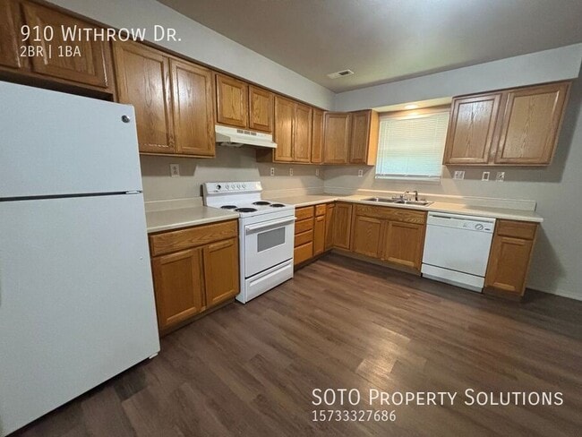 Building Photo - 910 Withrow Dr