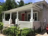 Building Photo - 278 E 9th St