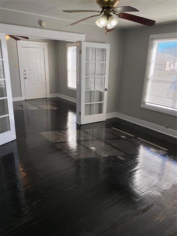 Building Photo - 1613 Park St