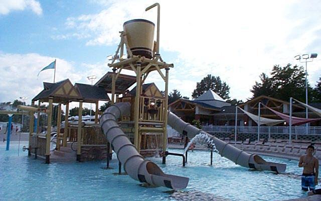 North Pointe Aquatic Center - 320 Holloway Road