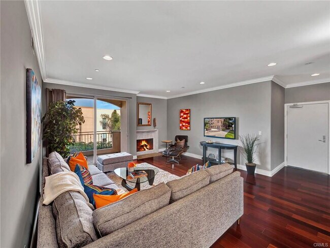 Building Photo - 11280 La Maida St