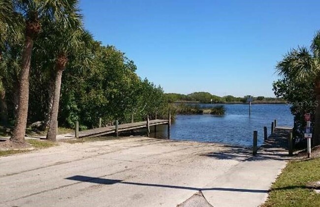 Building Photo - 25459 Shore Dr