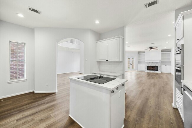 Building Photo - 1723 Gingerleaf Ln