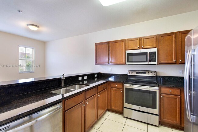 Building Photo - 8760 NW 97th Ave