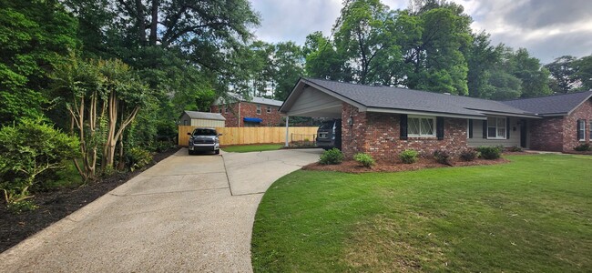 Building Photo - Amazing 3 bedroom home in Mohina Woods
