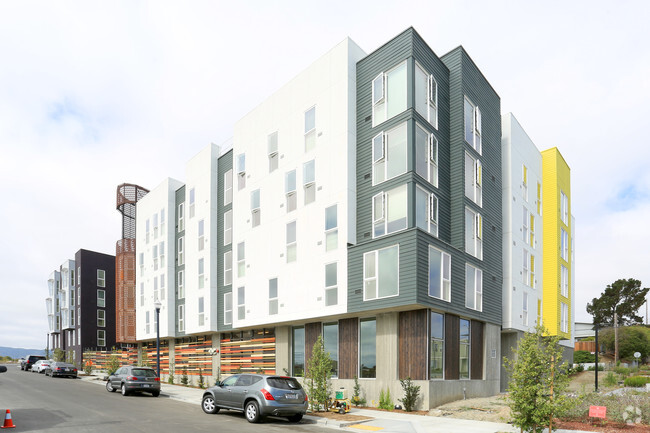 Pacific Pointe at the Shipyard - 350 Friedell St San Francisco CA 94124 ...