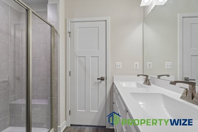 Building Photo - 7124 Emaly Jane Ln