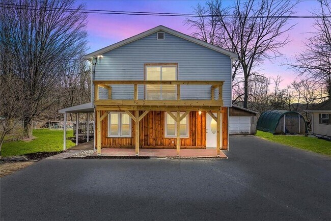 Building Photo - PRICE REDUCED!! Gorgeous Newly Renovated 4 BR, 2 BA on .71 acres