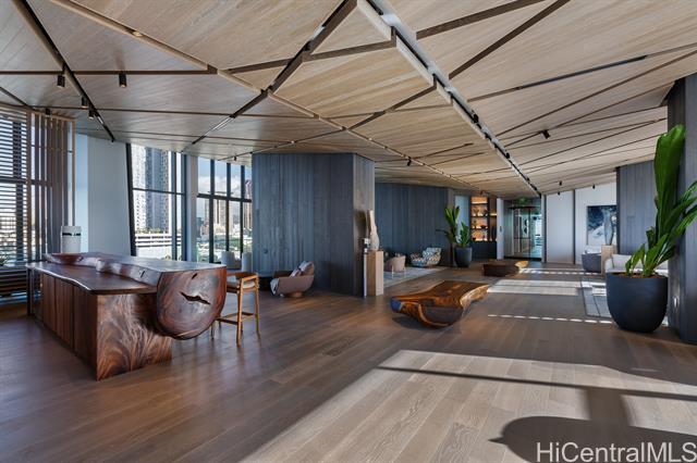 Building Photo - 1000 Auahi St