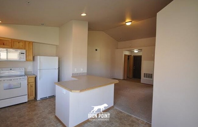 Building Photo - 2107 E Whispering Willow Ln