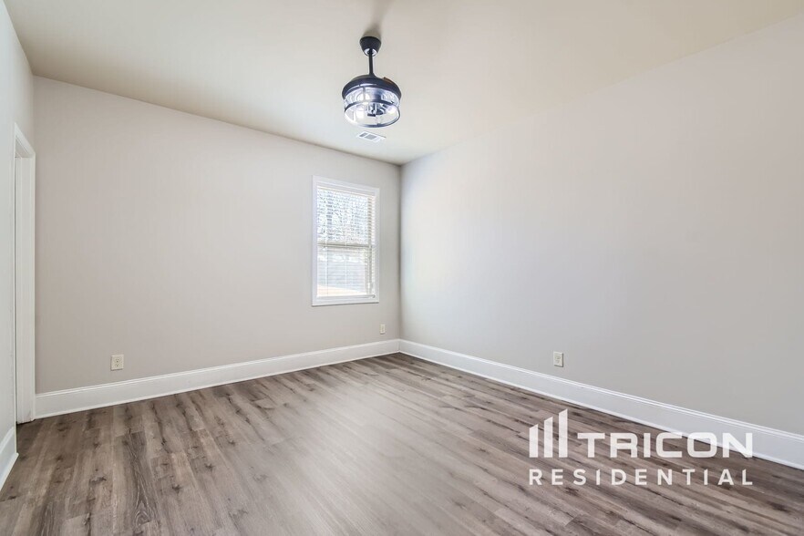 Building Photo - 2311 Northglenn Ct