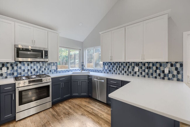 Building Photo - 885 Marlstone Pl