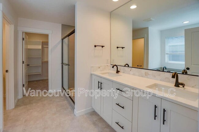 Building Photo - 1605 NE 180th Ave