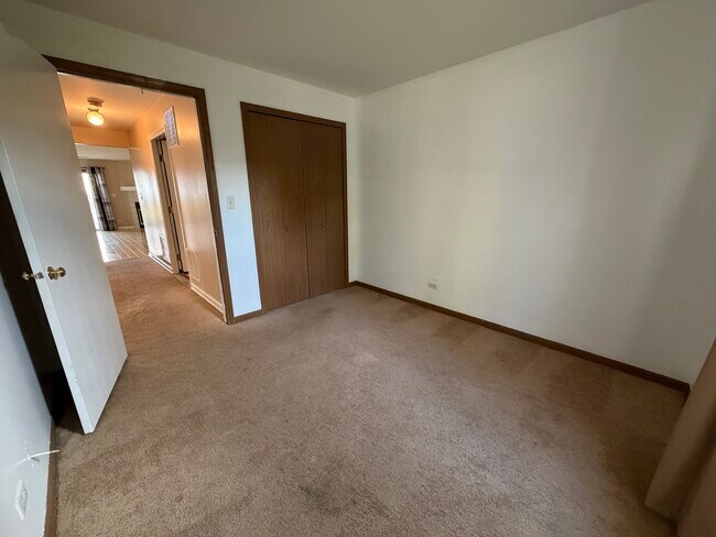 Building Photo - 311 Sheffield Ct