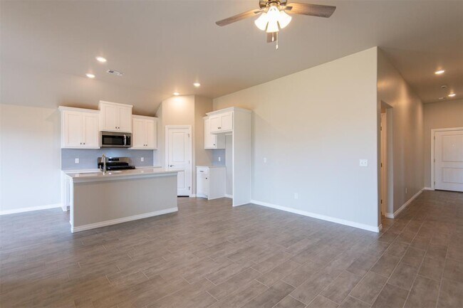 Building Photo - 8401 NW 162nd St