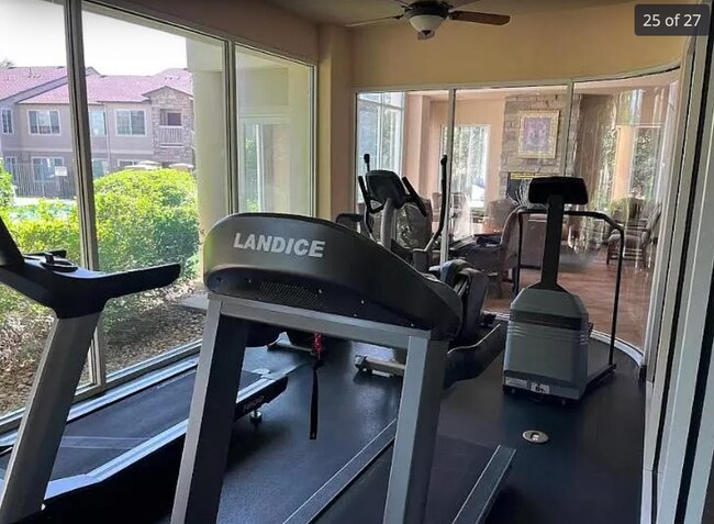 Building Photo - 1425 S Galena Way