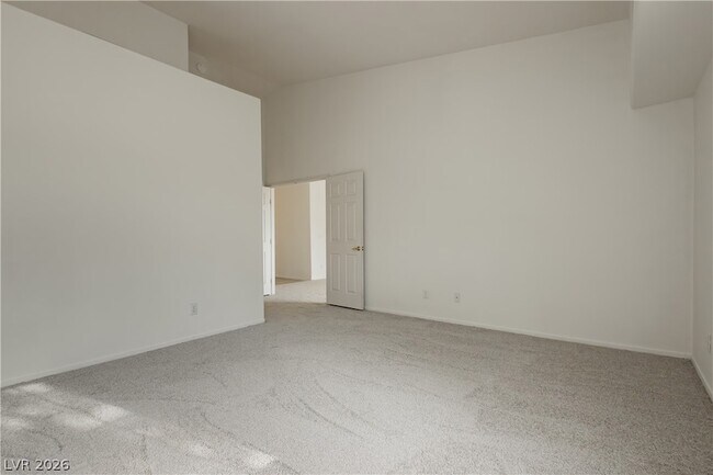 Building Photo - 301 Pine Haven St