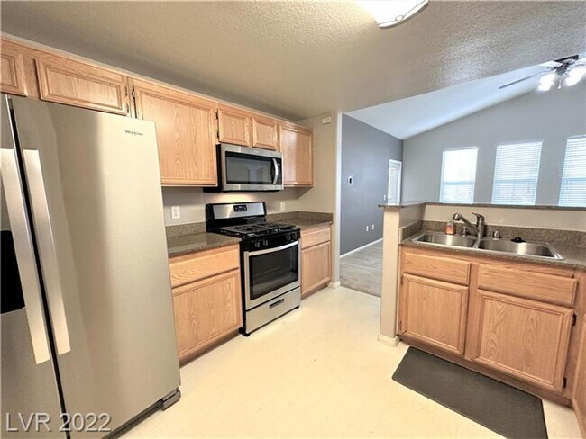 Building Photo - 9975 Peace Way