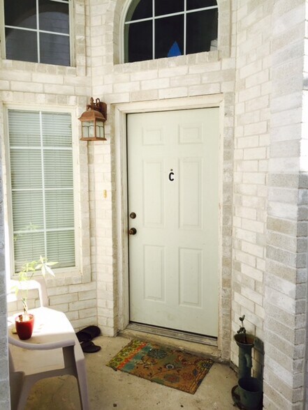 Building Photo - 2408 N I St