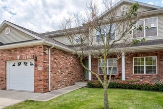 Building Photo - 709 Michael St