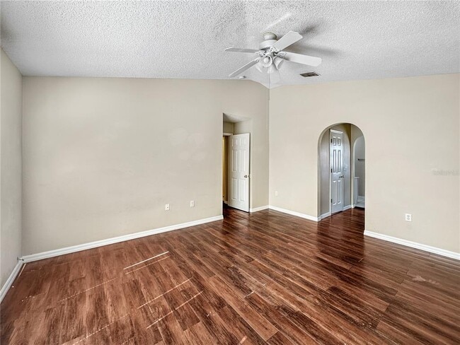 Building Photo - 118 Oak View Pl