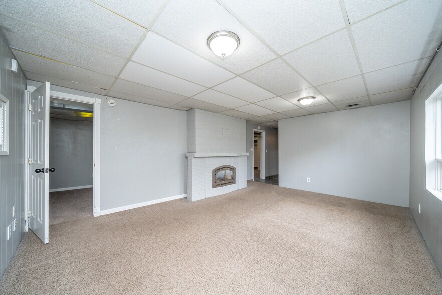 Building Photo - 3512 East Ben Burr Boulevard