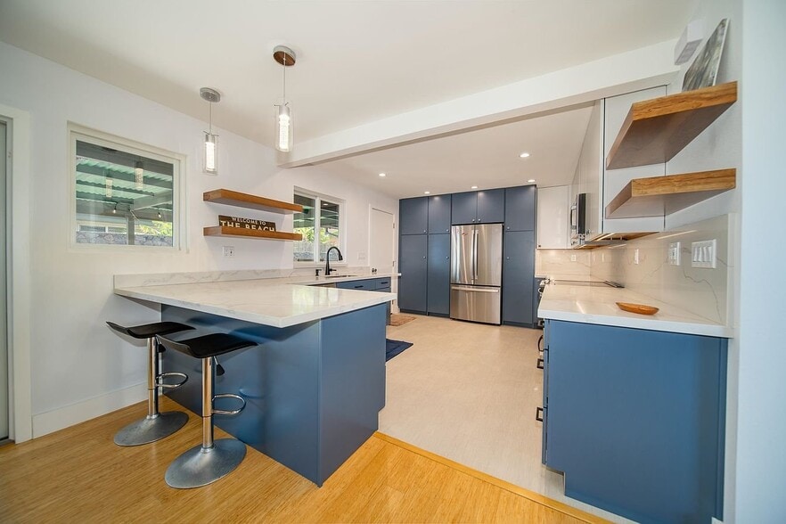 Building Photo - 1402 Kilou St