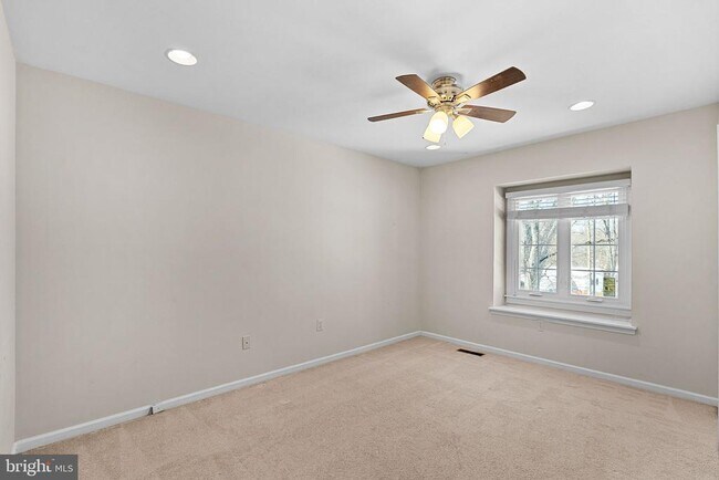 Building Photo - 8916 Arley Dr