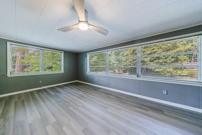 Building Photo - 776 Windsor Pkwy