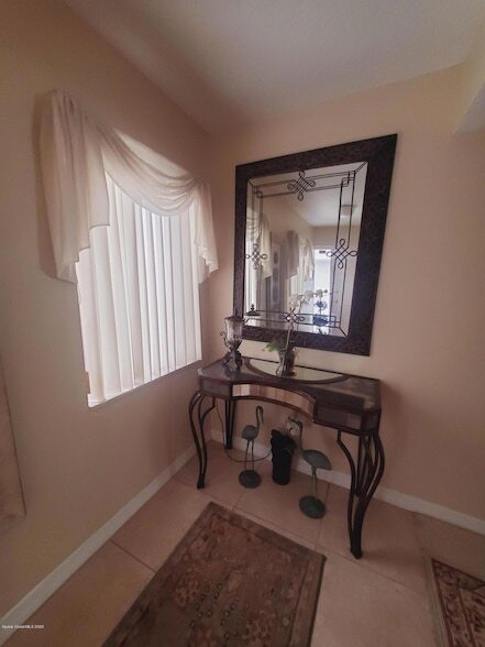 Building Photo - 3740 Ocean Beach Blvd