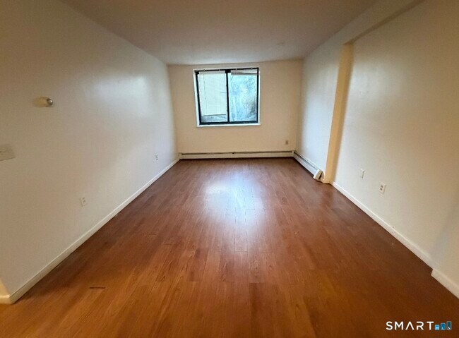 Building Photo - 54 Grafton St