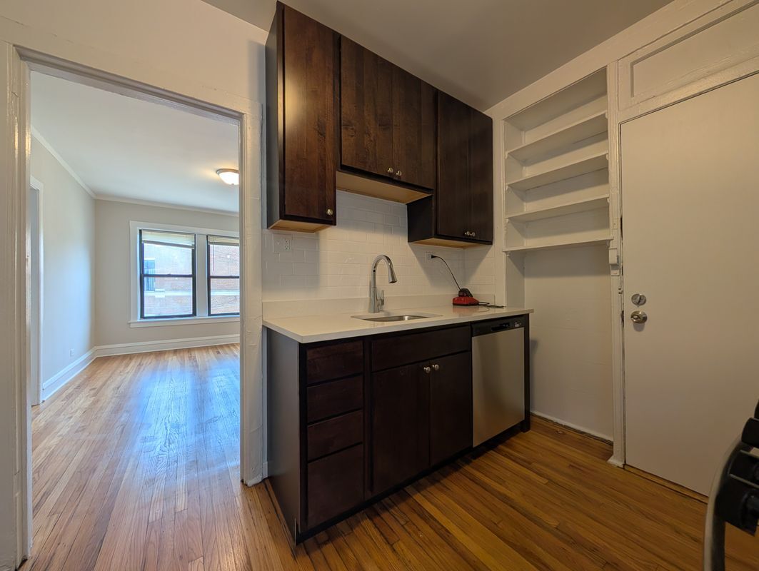 Building Photo - 2714 N Spaulding Ave