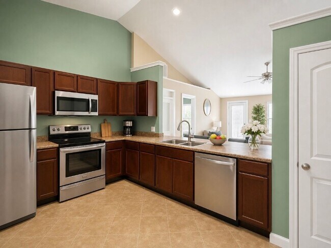 Building Photo - Spacious 3BD/2BR +Den Ranch in Lindberg Village