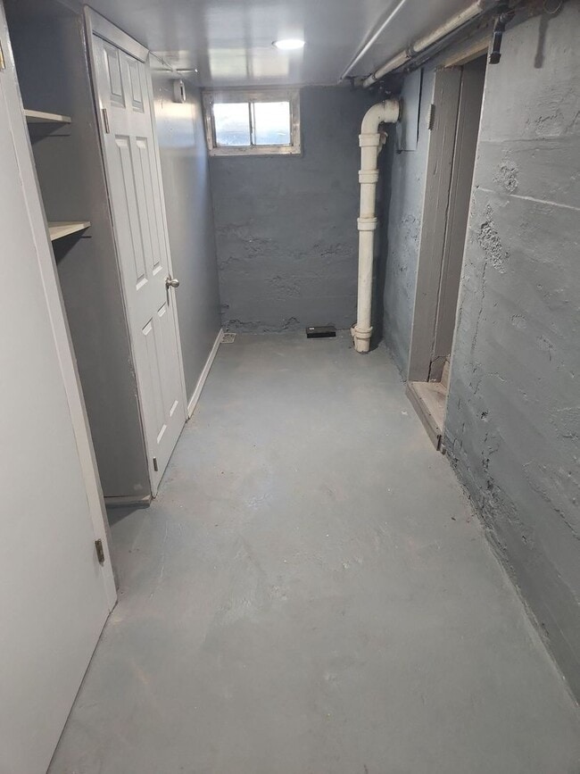 Building Photo - Newly Upgraded 2-Bedroom Home Available Now!